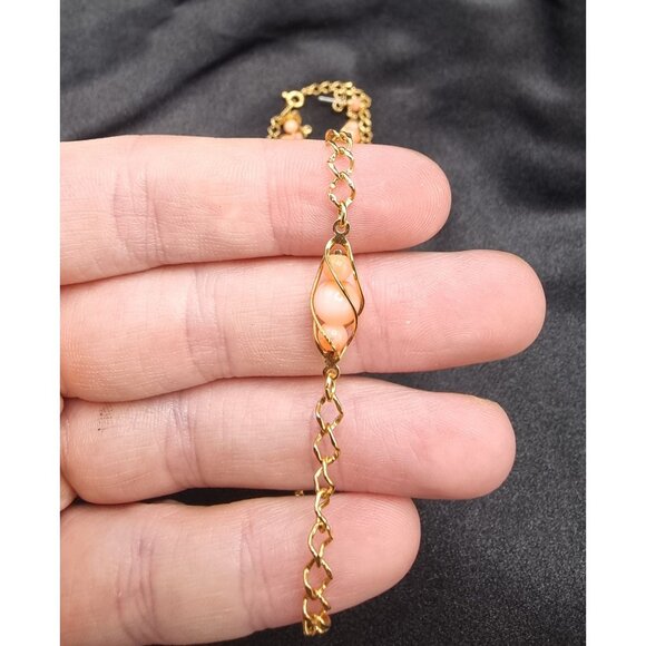 Vintage AVON 1990s Gold Tone Chain Necklace & Earrings Set With Peach Beads - Picture 5 of 5